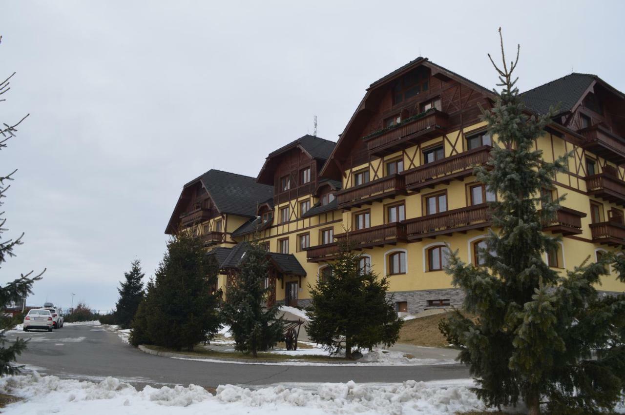 Apartmán vo Veľkej Lomnici Vel'ka Lomnica Esterno foto
