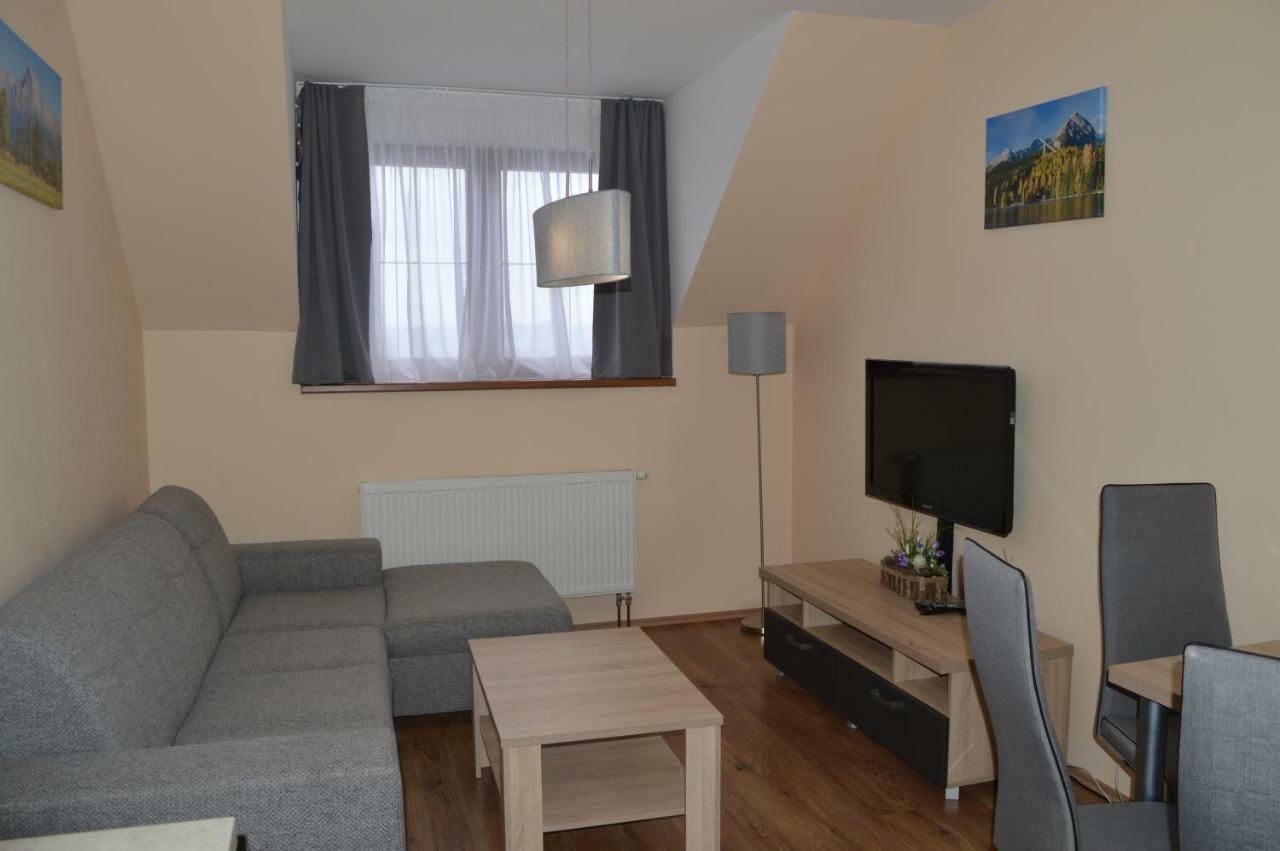 Apartmán vo Veľkej Lomnici Vel'ka Lomnica Esterno foto