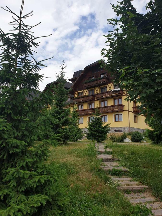 Apartmán vo Veľkej Lomnici Vel'ka Lomnica Esterno foto
